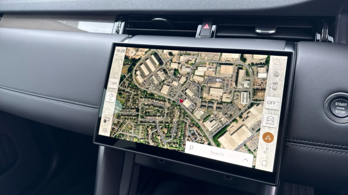 Land Rover Discovery Sport 1.5 P270e Metropolitan 5dr Auto [5 Seat] [NI] Station Wagon - Image 11